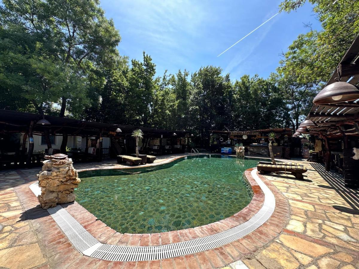 Ara E Vjeter Resort Velipoje Ngoại thất bức ảnh